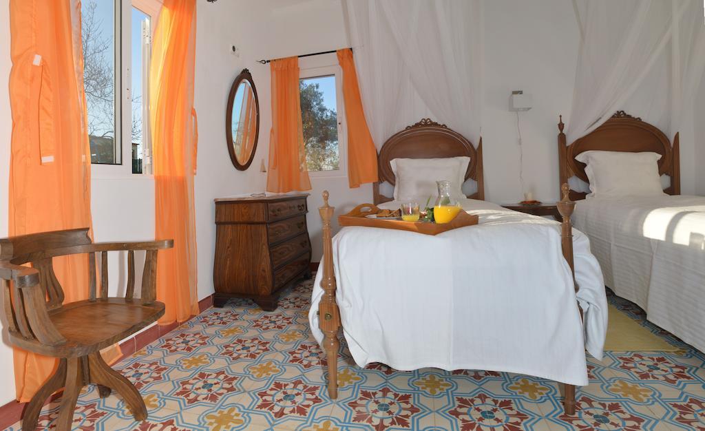 Hotel Quinta Da Fonte Em Moncarapacho Habitación foto